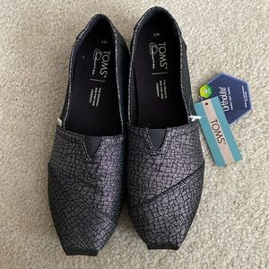 Ladies Toms Alpargata NWT
